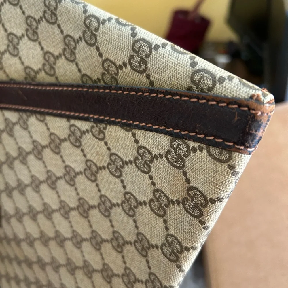 Gucci Beige and Brown Monogramclutch Bag - Picture 13 of 16